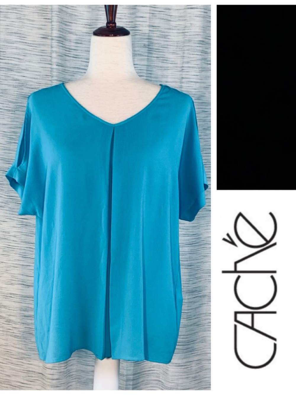 Cache Teal Peek-a-Boo Short Sleeves wide V-neck Top.